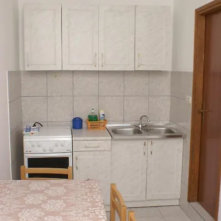 By The Sea Bilo, Primosten - 4189 * Podgreben