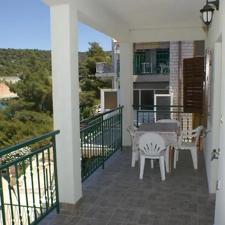 By The Sea Bilo, Primosten - 4189 *