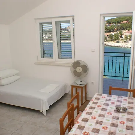 By The Sea Bilo, Primosten - 4189